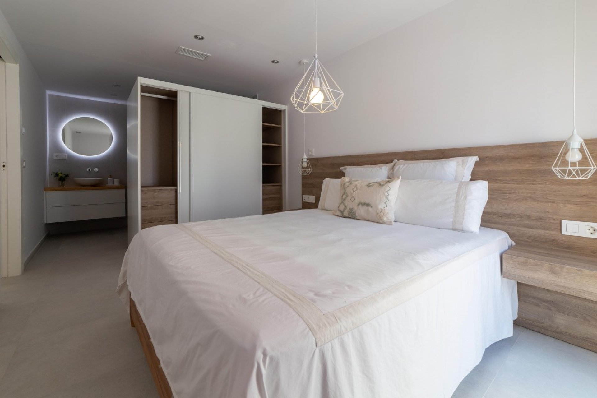 Segunda mano - Villa -
Torrevieja - Costa Blanca