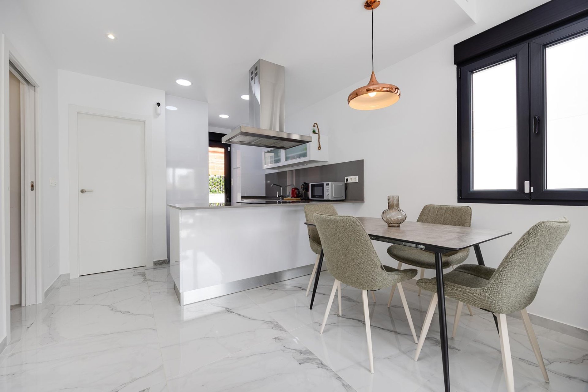 Segunda mano - Villa -
Torrevieja - Costa Blanca