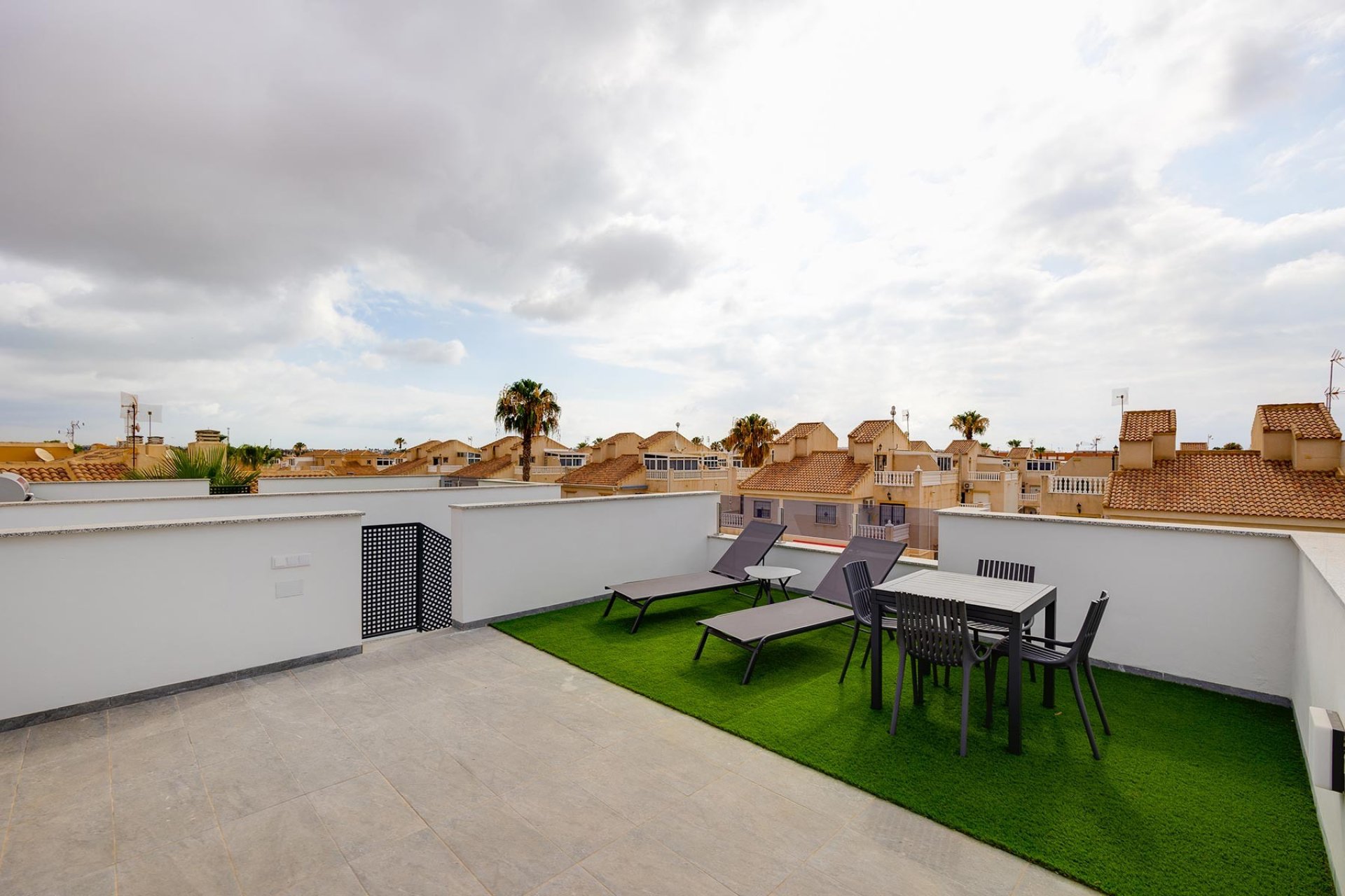 Segunda mano - Villa -
Torrevieja - Costa Blanca