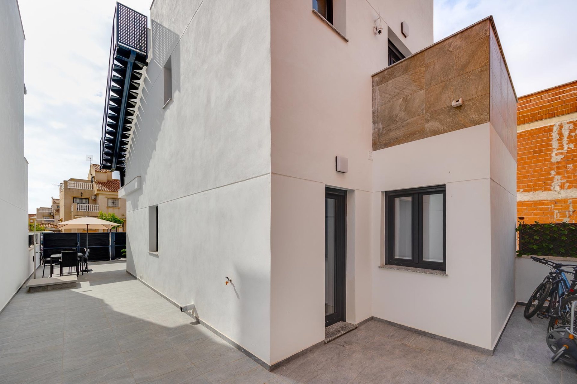 Segunda mano - Villa -
Torrevieja - Costa Blanca