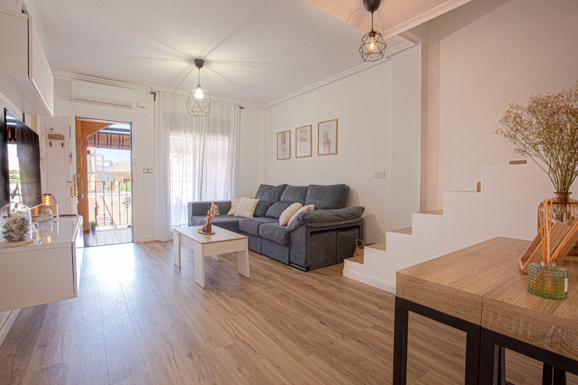 Segunda mano - Villa -
Torrevieja - Costa Blanca