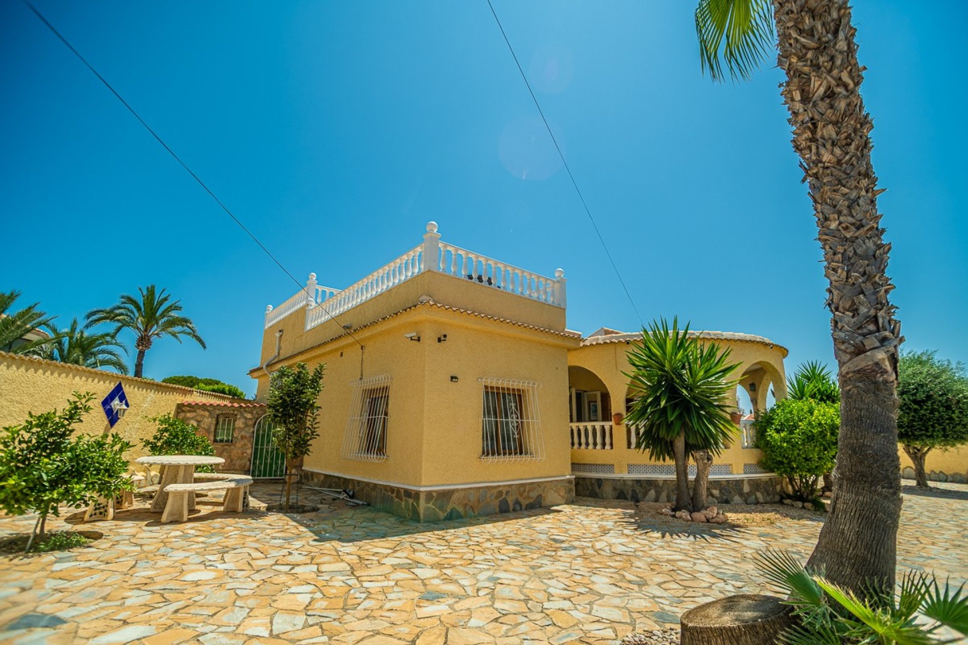 Segunda mano - Villa -
Torrevieja - Costa Blanca