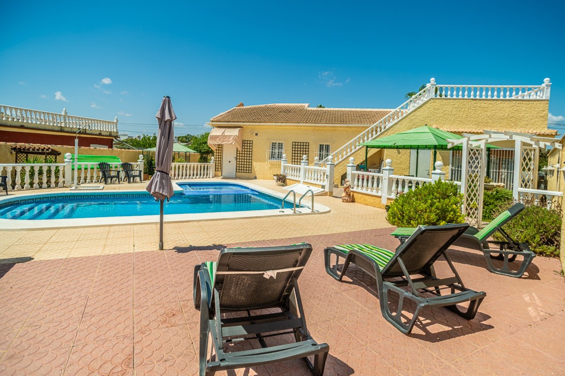 Segunda mano - Villa -
Torrevieja - Costa Blanca