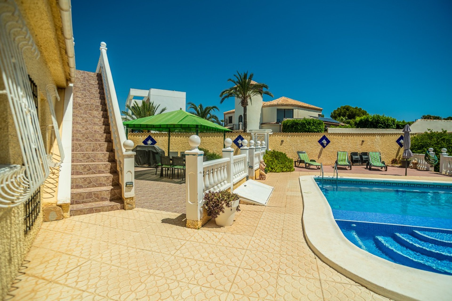 Segunda mano - Villa -
Torrevieja - Costa Blanca