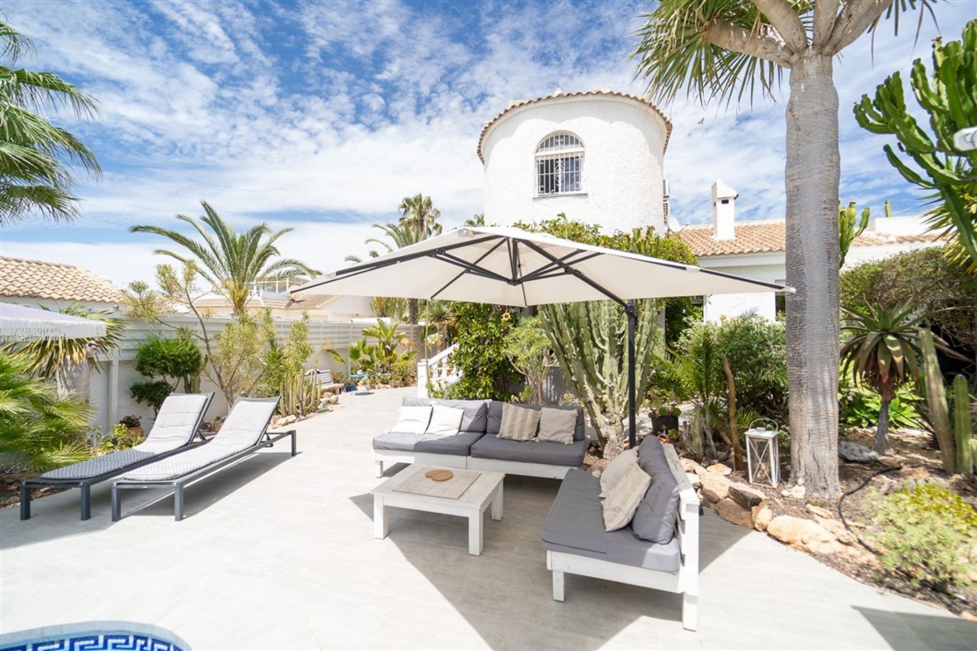 Segunda mano - Villa -
Torrevieja - Costa Blanca