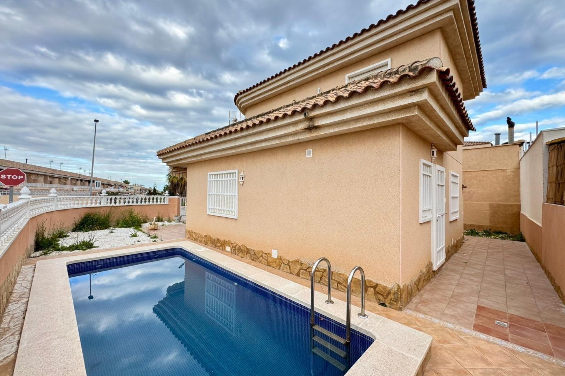 Segunda mano - Villa -
Torrevieja - Costa Blanca