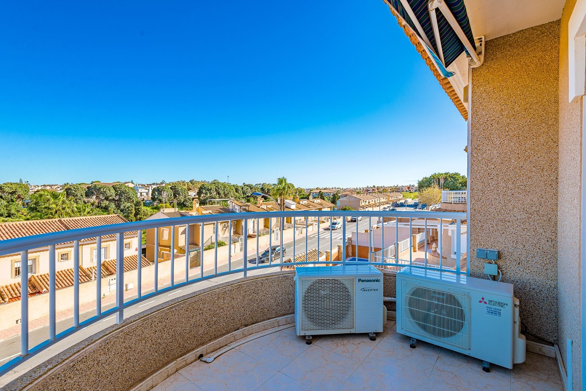 Segunda mano - Villa -
Torrevieja - Costa Blanca