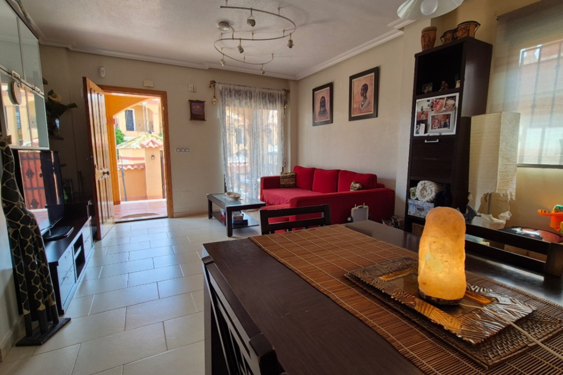 Segunda mano - Villa -
Torrevieja - Costa Blanca