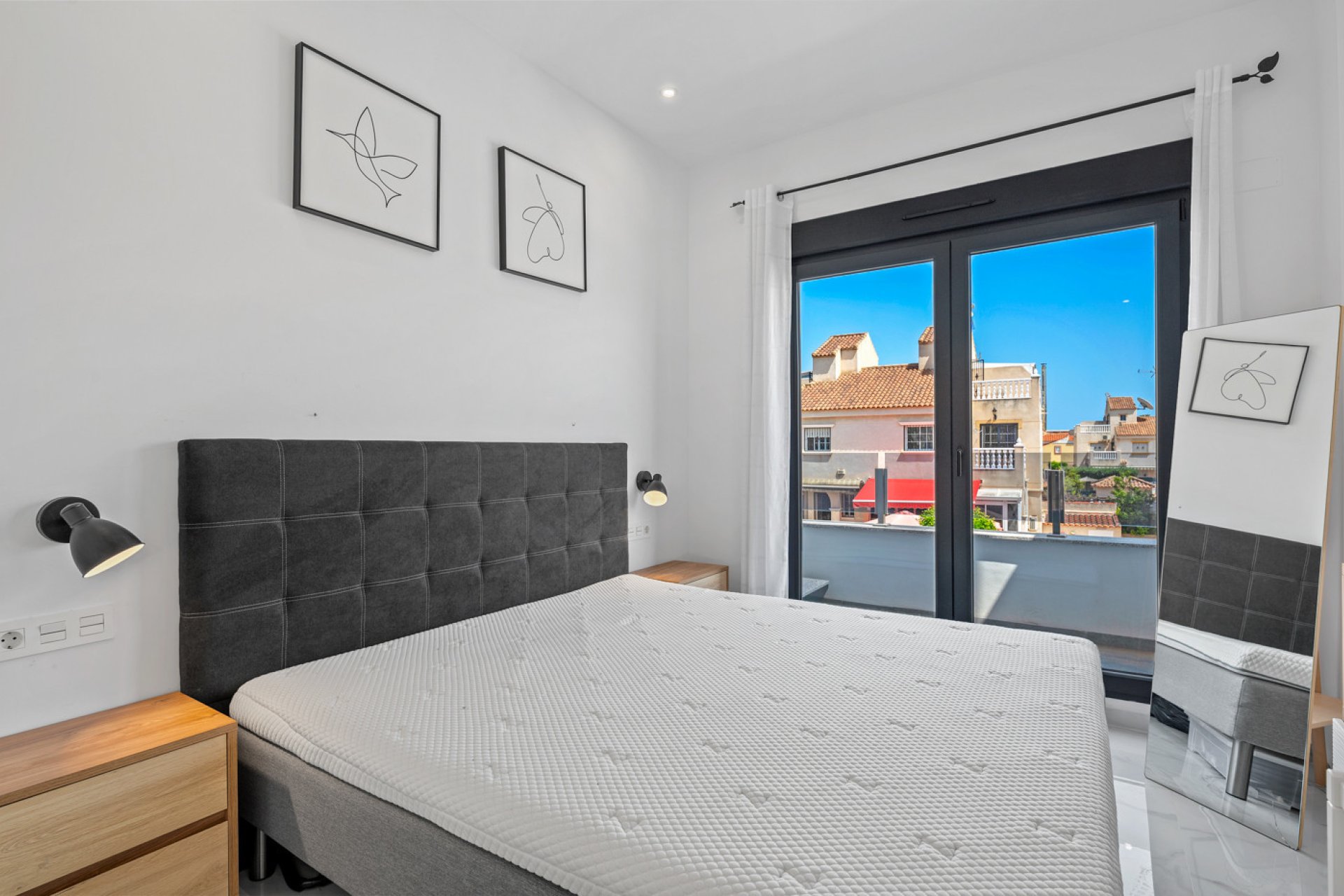 Segunda mano - Villa -
Torrevieja - Costa Blanca