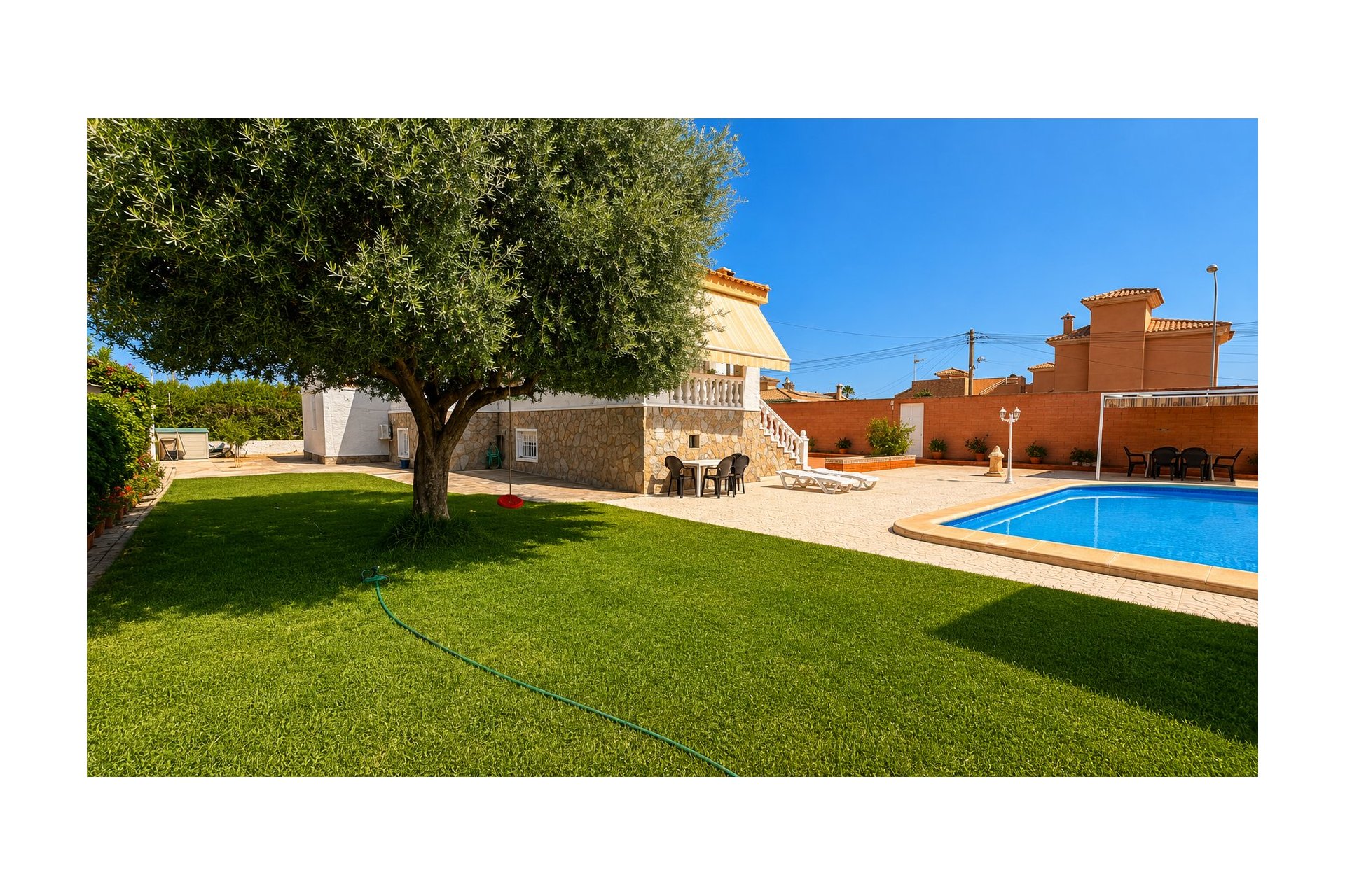 Segunda mano - Villa -
Torrevieja - Costa Blanca