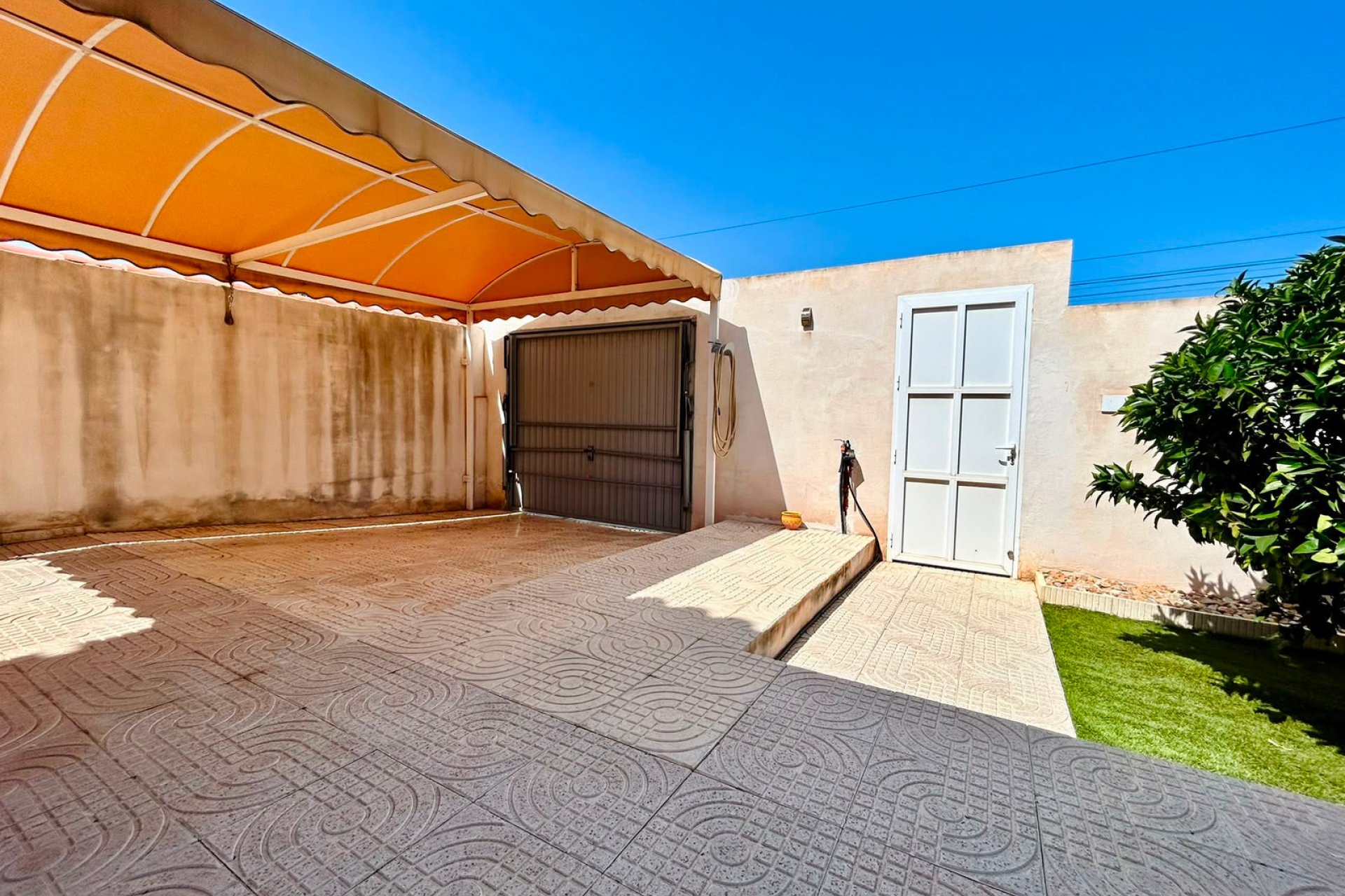 Segunda mano - Villa -
Torrevieja - Costa Blanca