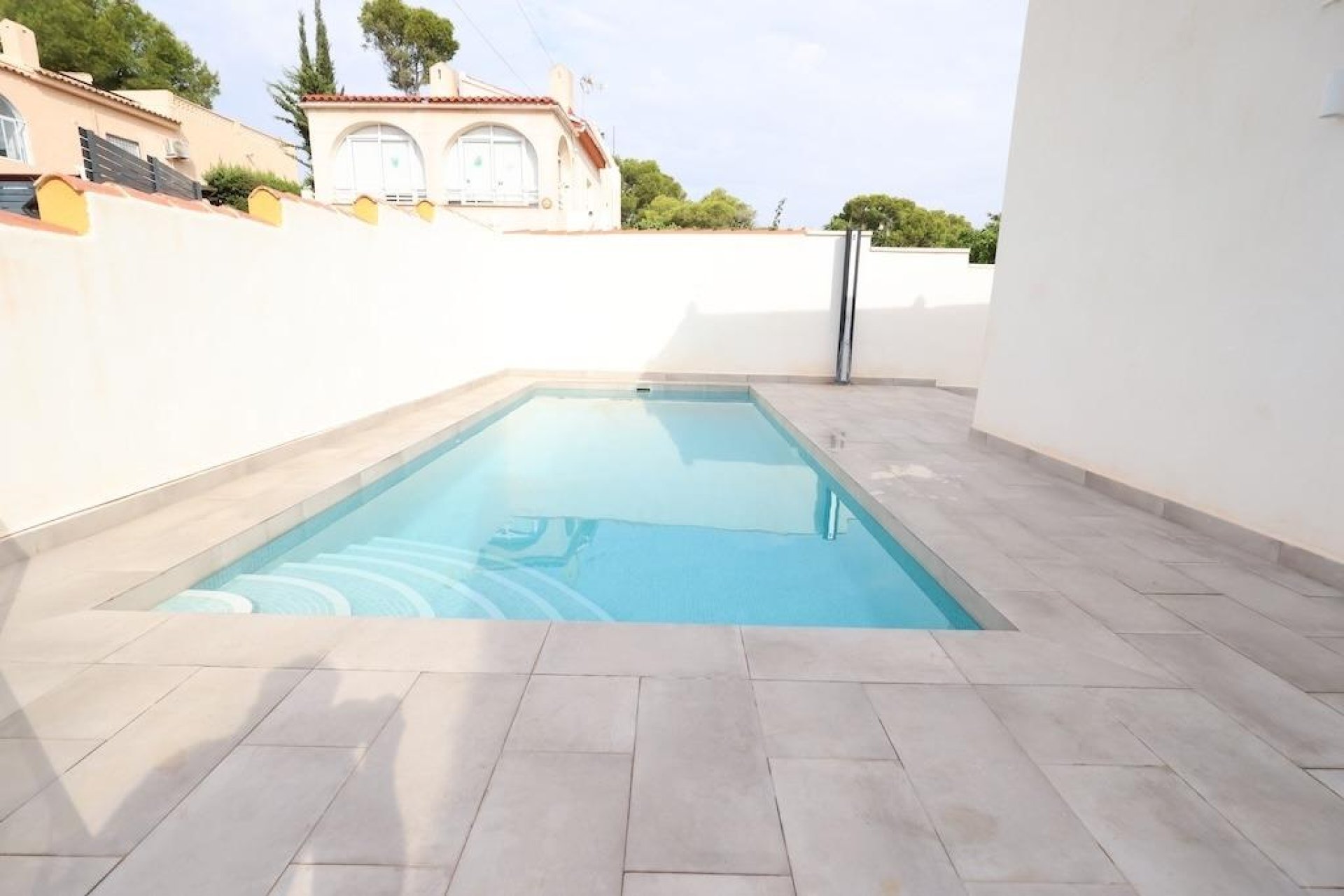 Segunda mano - Villa -
Torrevieja - Costa Blanca