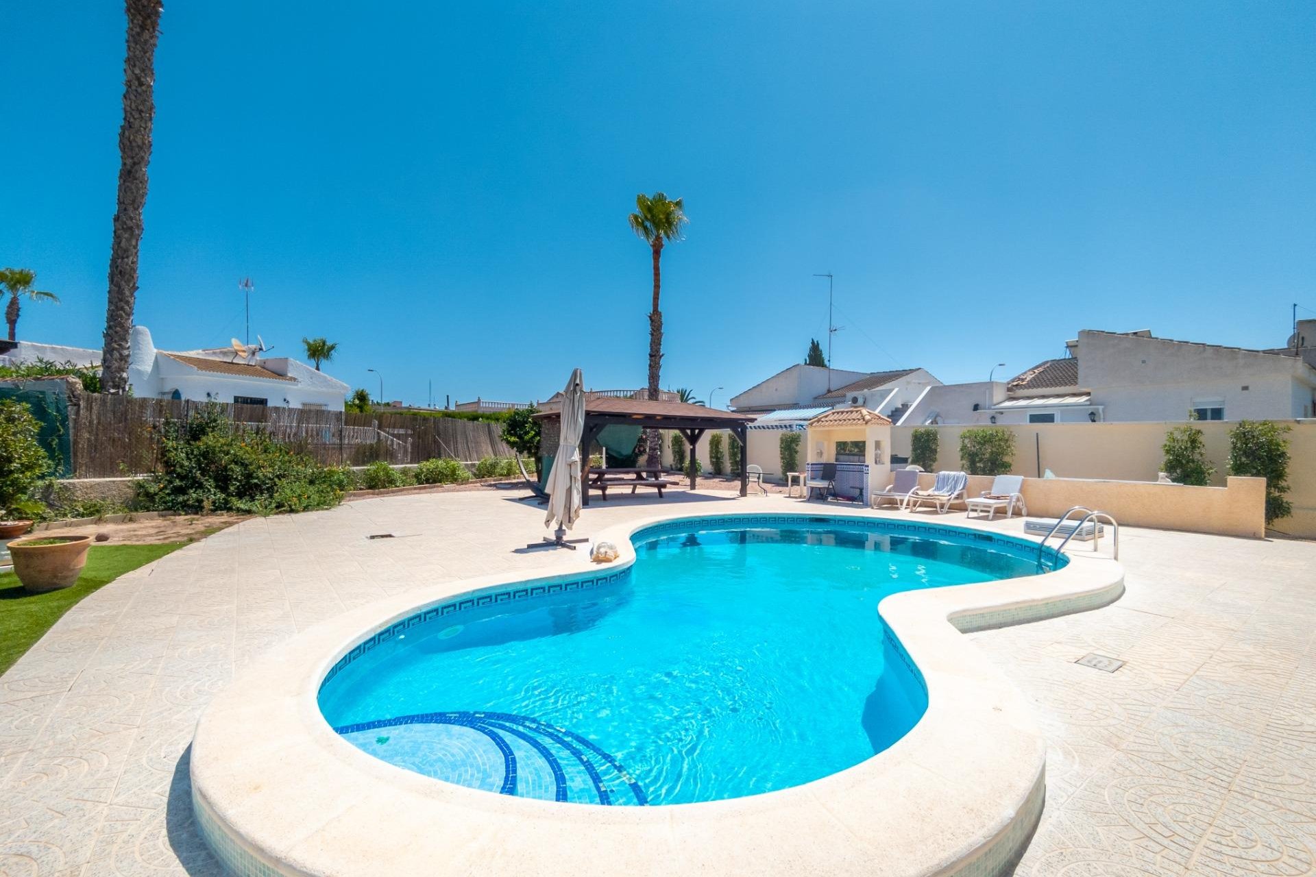 Segunda mano - Villa -
Torrevieja - El Chaparral