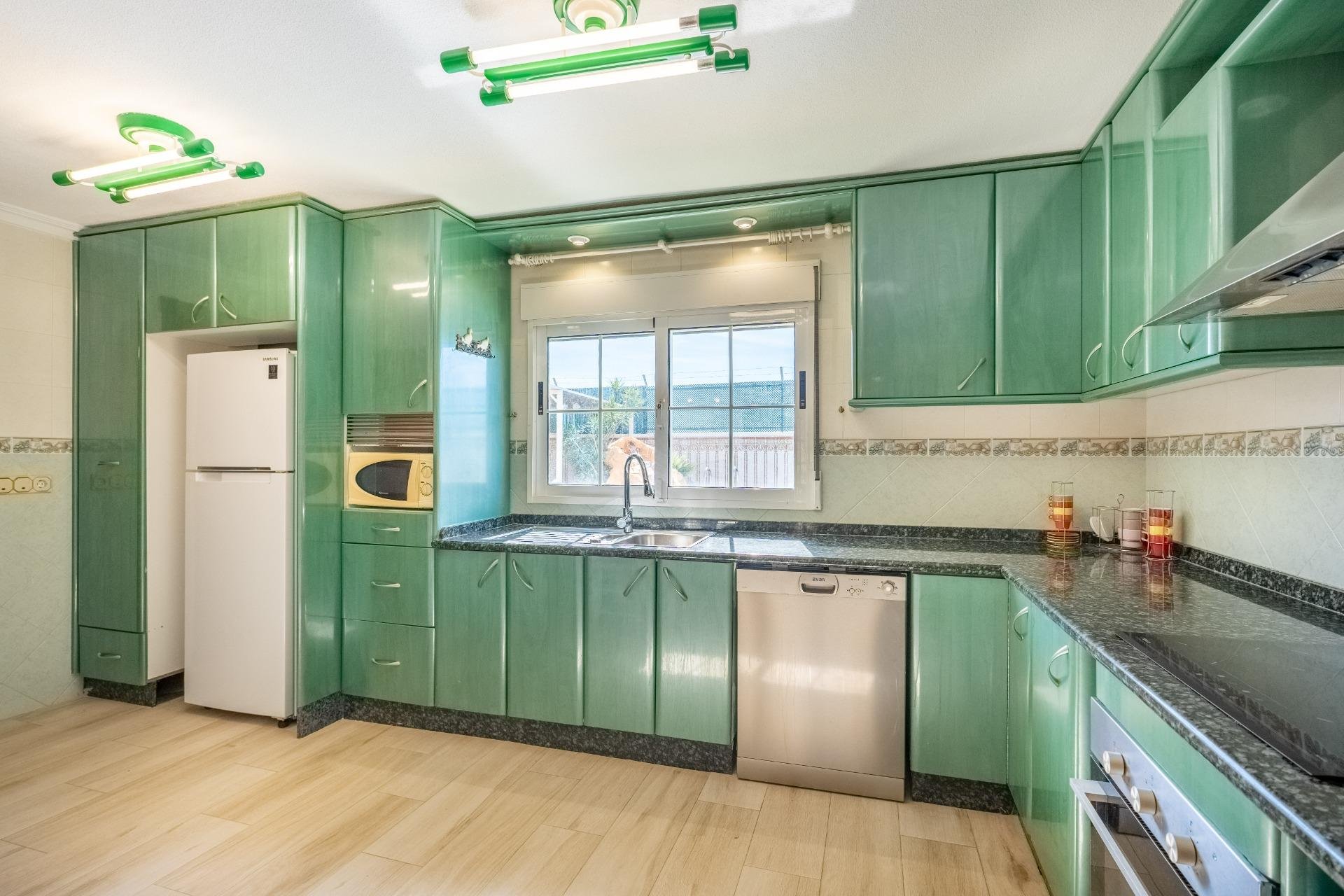 Segunda mano - Villa -
Torrevieja - El Chaparral