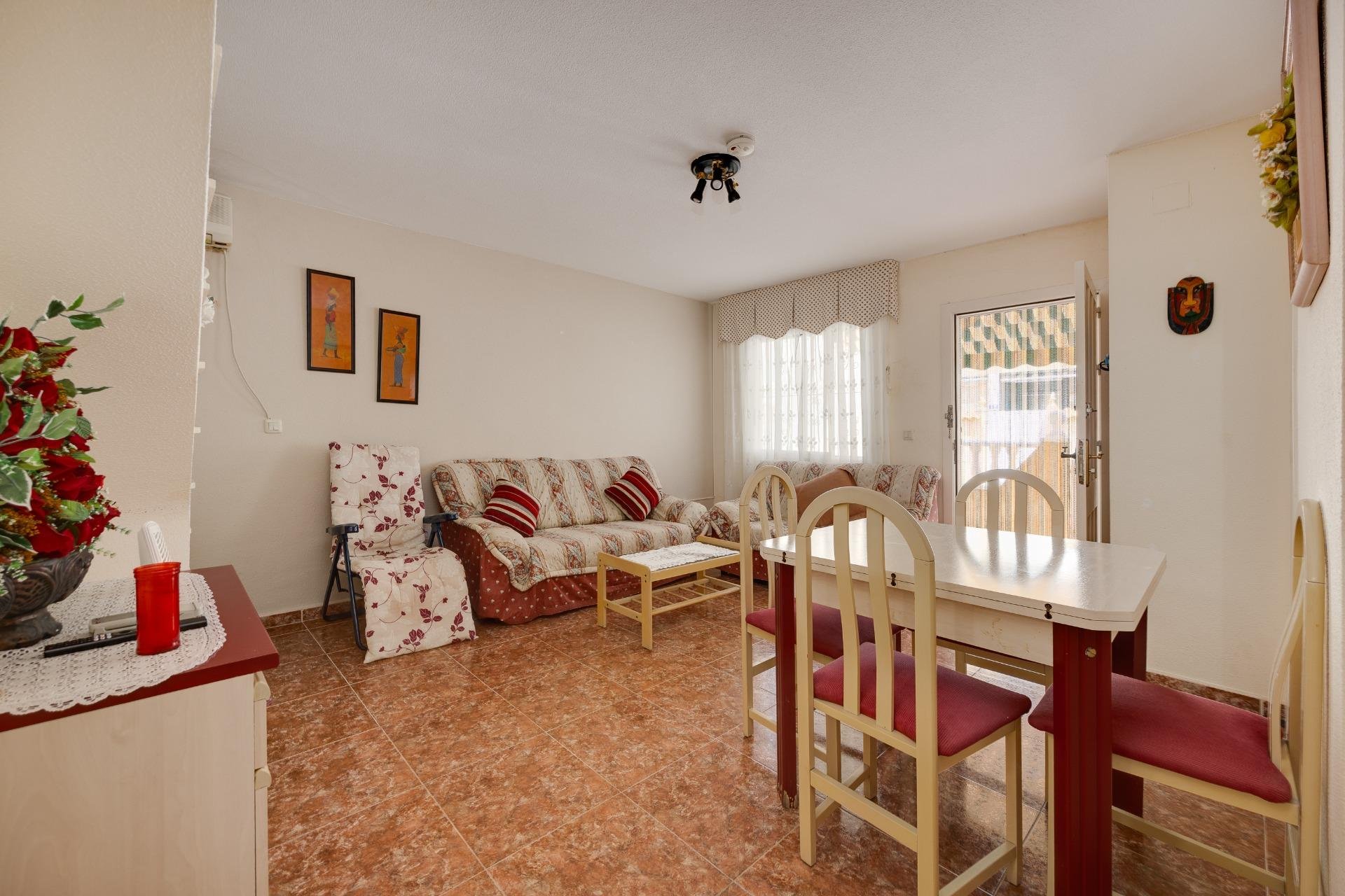 Segunda mano - Villa -
Torrevieja - El Limonar