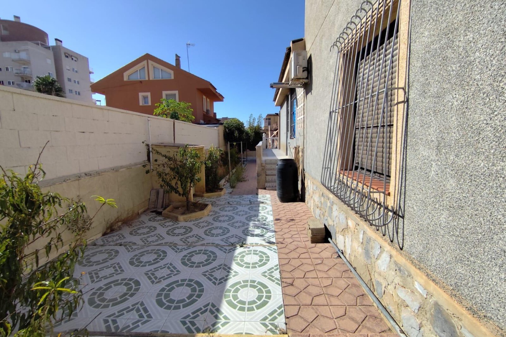 Segunda mano - Villa -
Torrevieja - Estacion De Autobuses