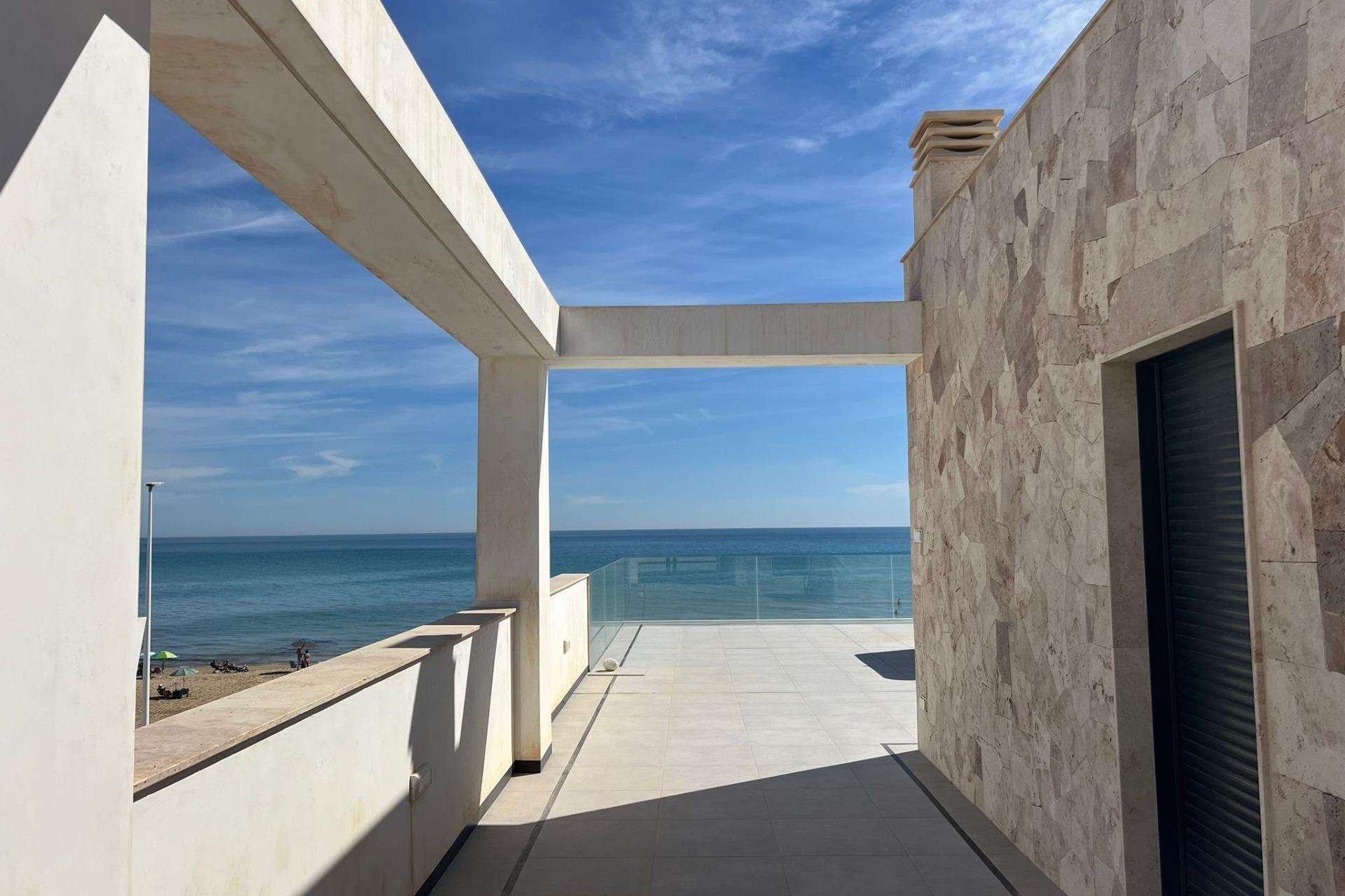 Segunda mano - Villa -
Torrevieja - La Mata