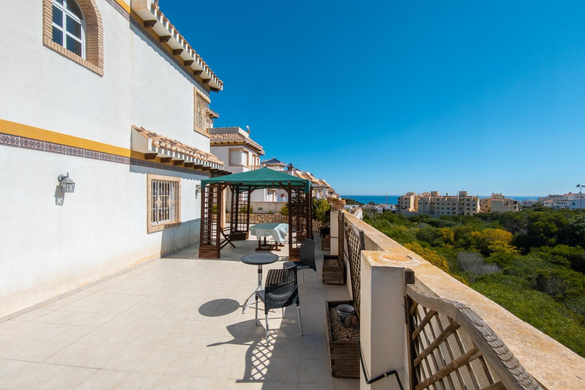 Segunda mano - Villa -
Torrevieja - La Mata