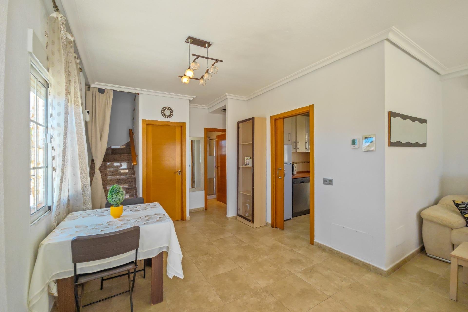 Segunda mano - Villa -
Torrevieja - La Mata