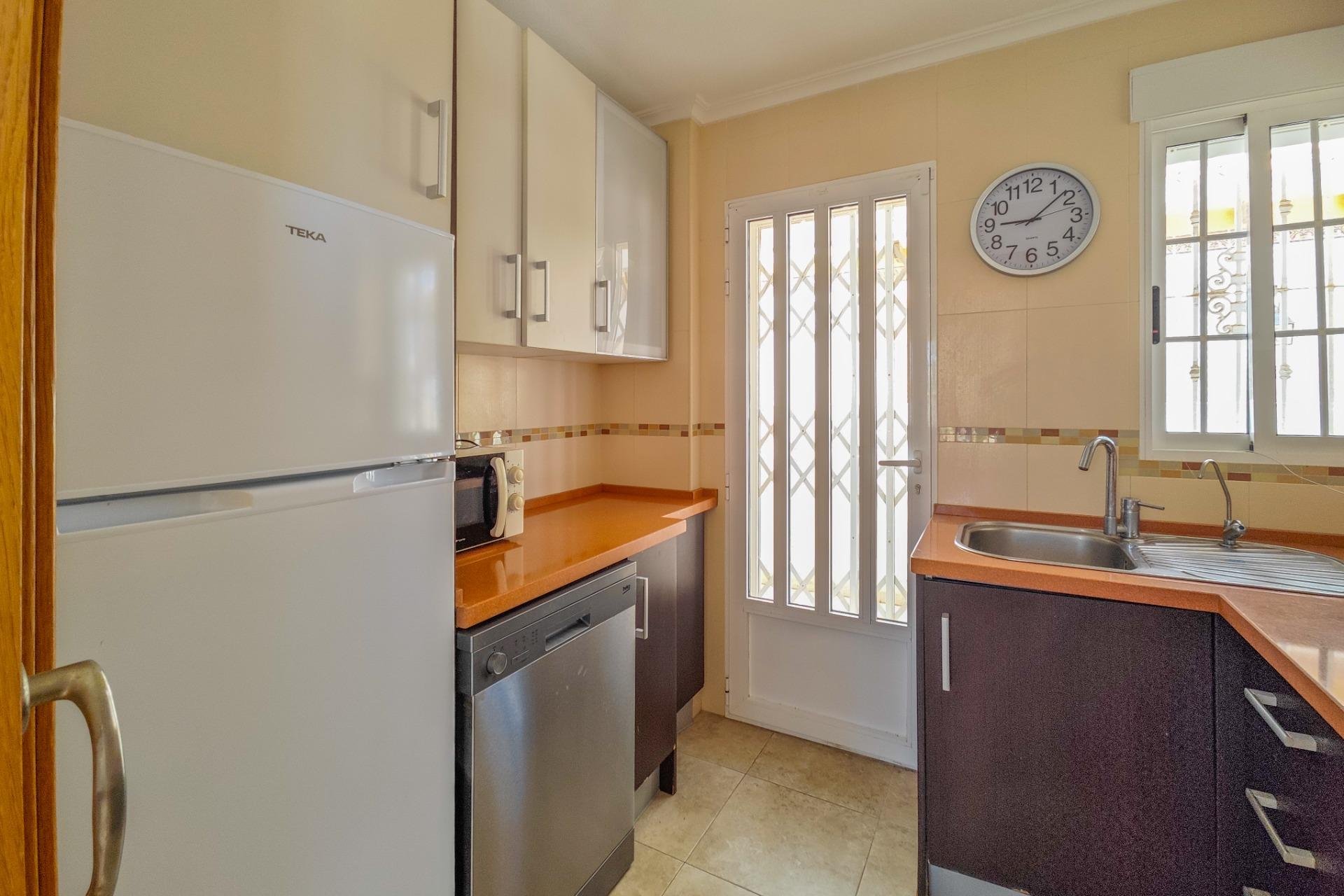 Segunda mano - Villa -
Torrevieja - La Mata