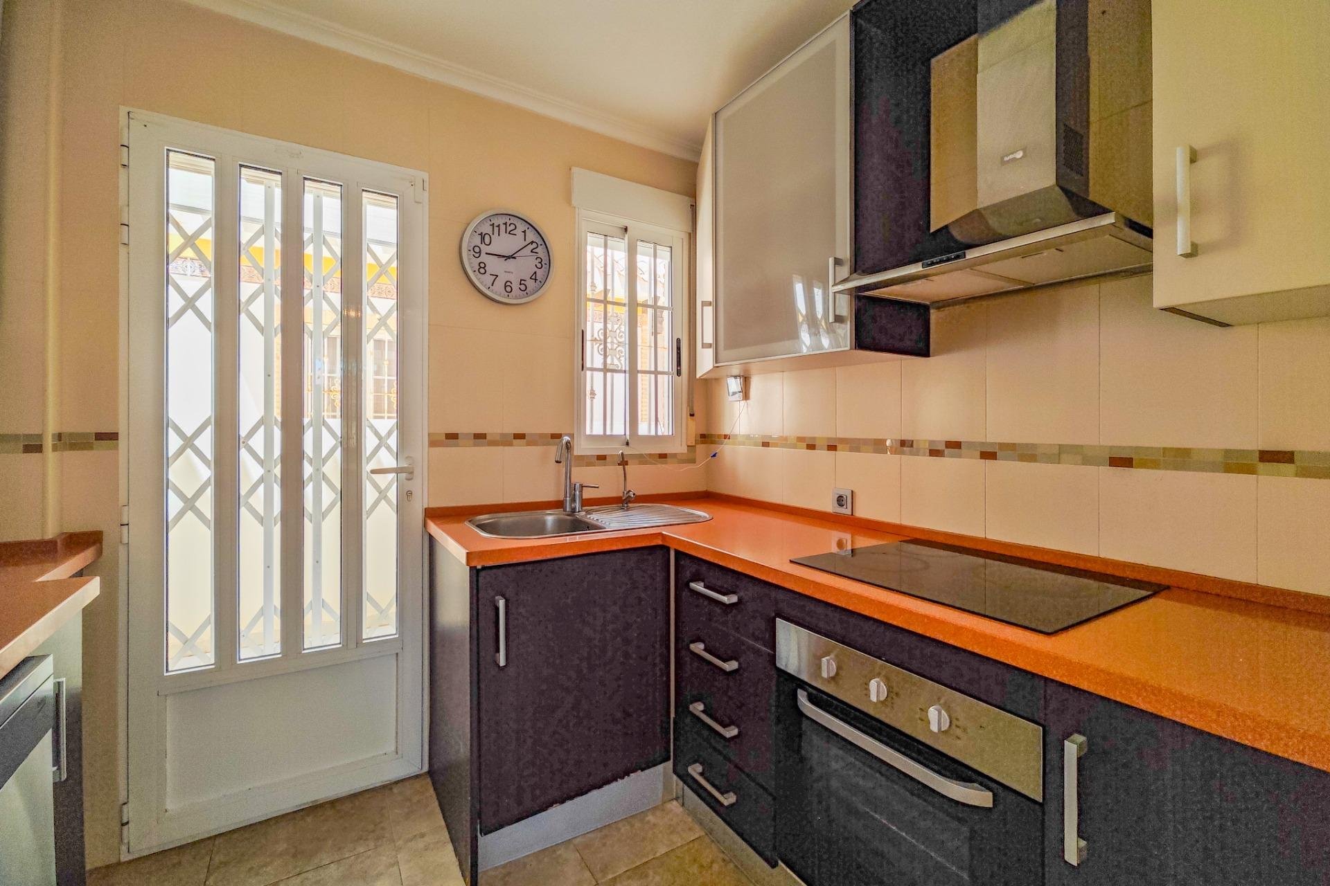 Segunda mano - Villa -
Torrevieja - La Mata