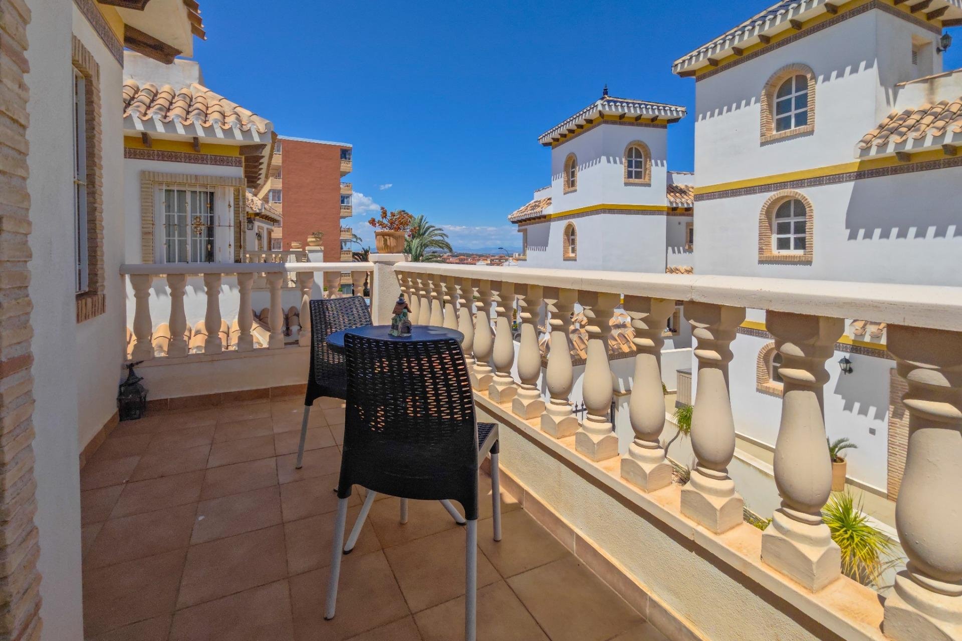 Segunda mano - Villa -
Torrevieja - La Mata