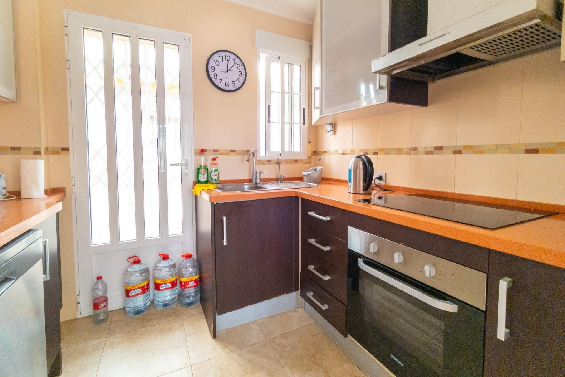 Segunda mano - Villa -
Torrevieja - La Mata