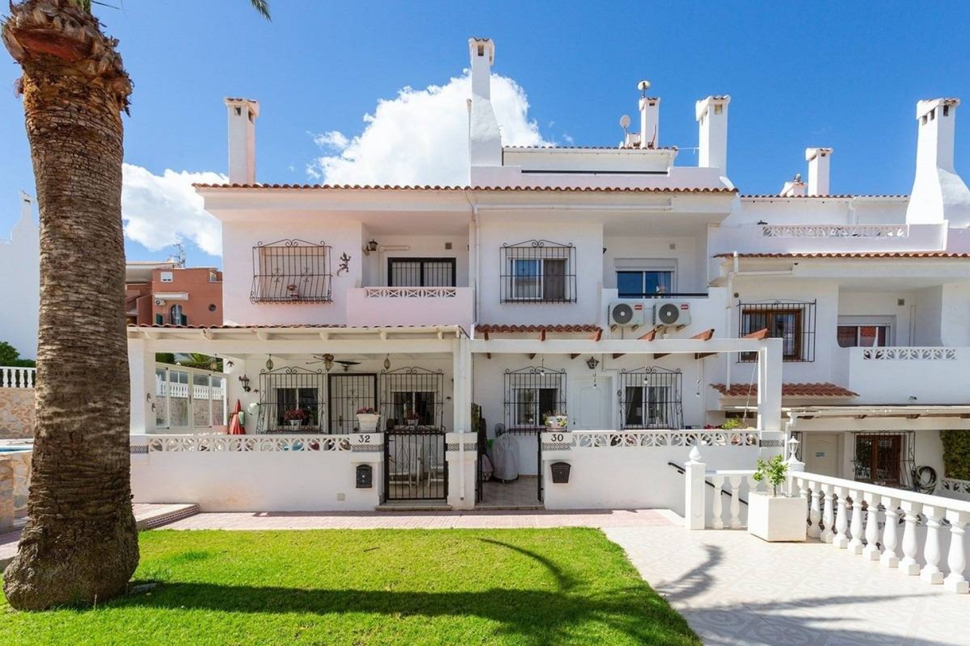 Segunda mano - Villa -
Torrevieja - La Mata