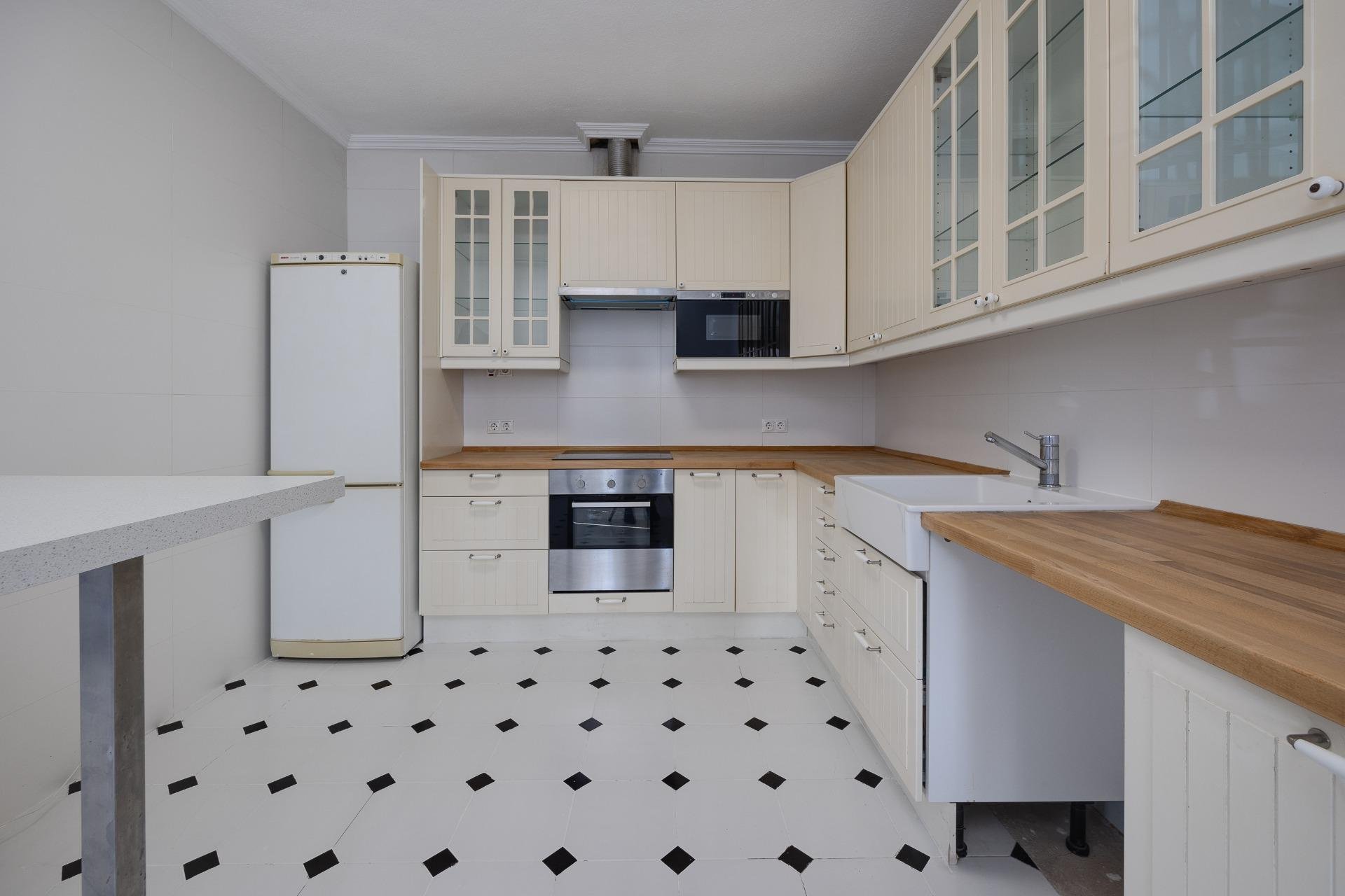 Segunda mano - Villa -
Torrevieja - La Siesta - El Salado - Torreta