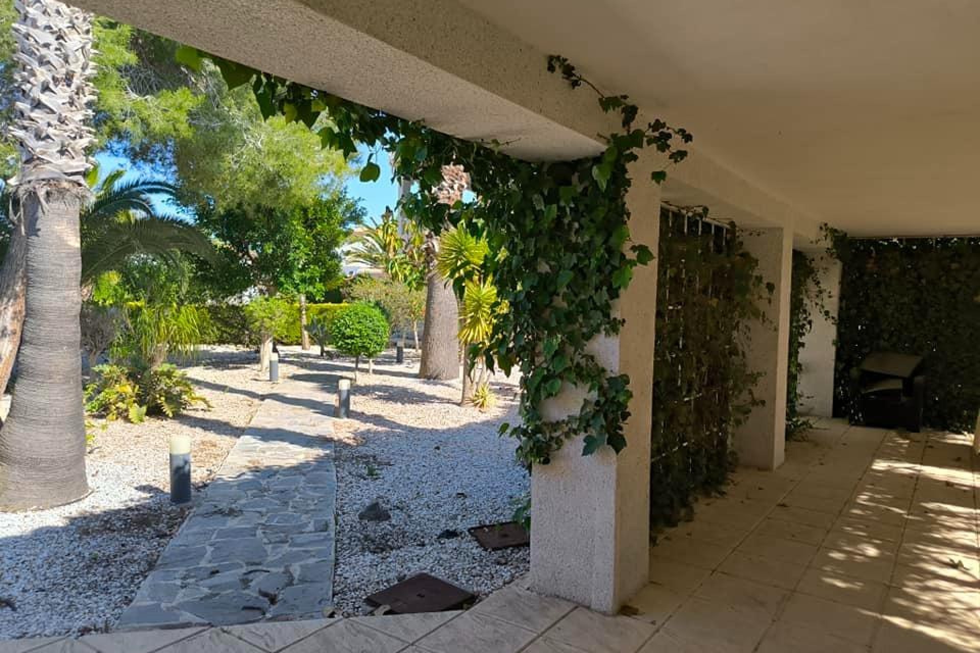Segunda mano - Villa -
Torrevieja - La Siesta