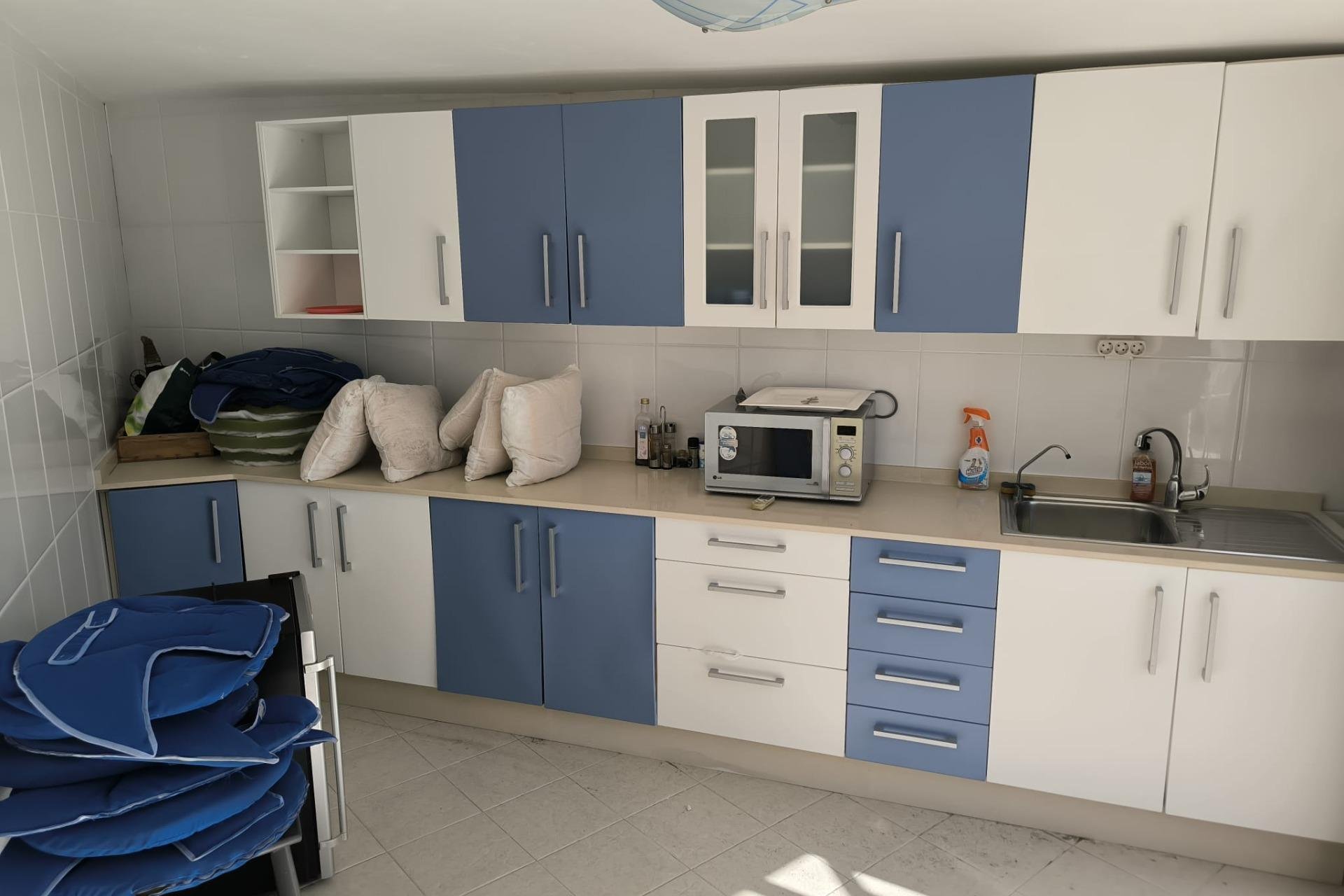 Segunda mano - Villa -
Torrevieja - La Siesta