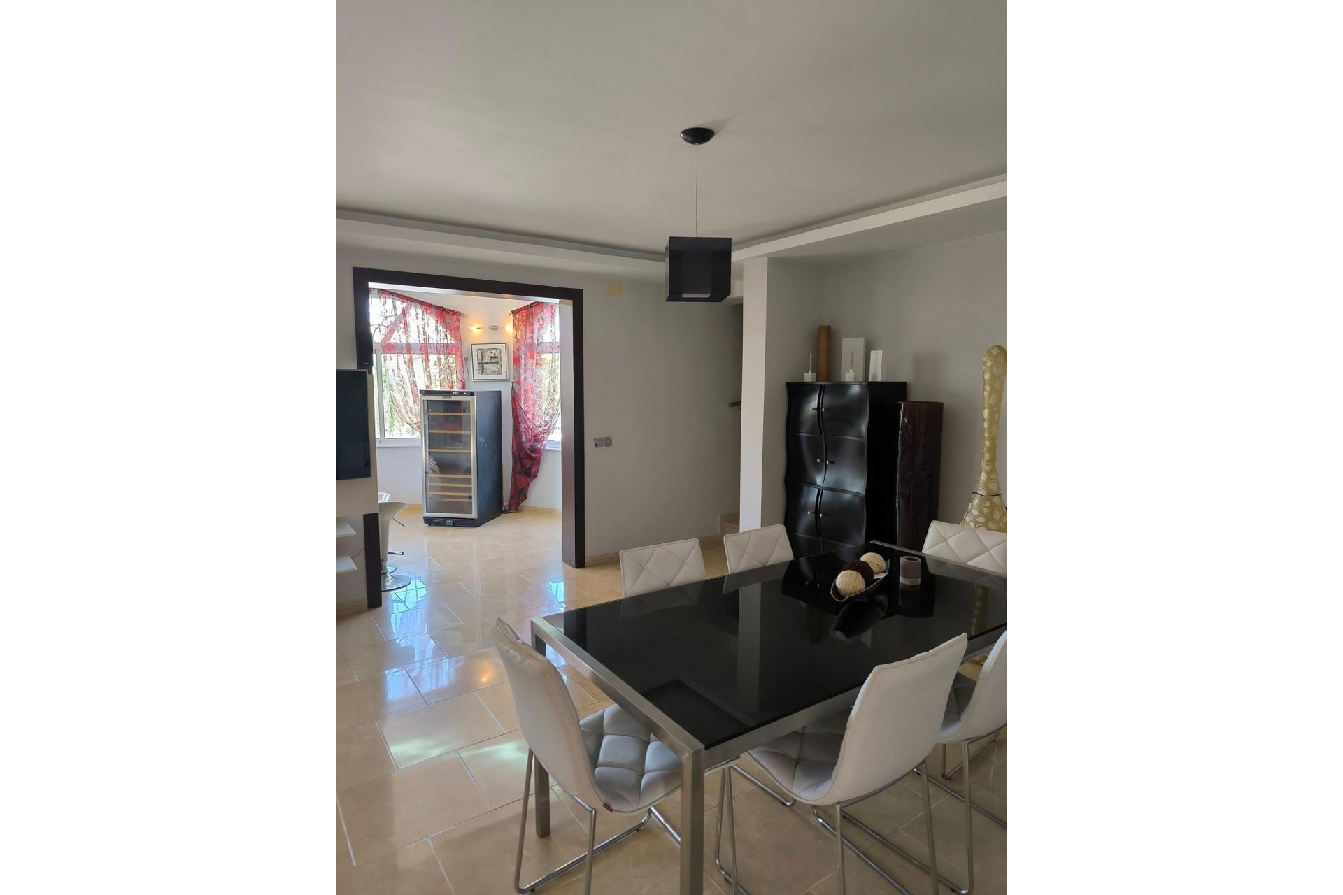 Segunda mano - Villa -
Torrevieja - La Siesta