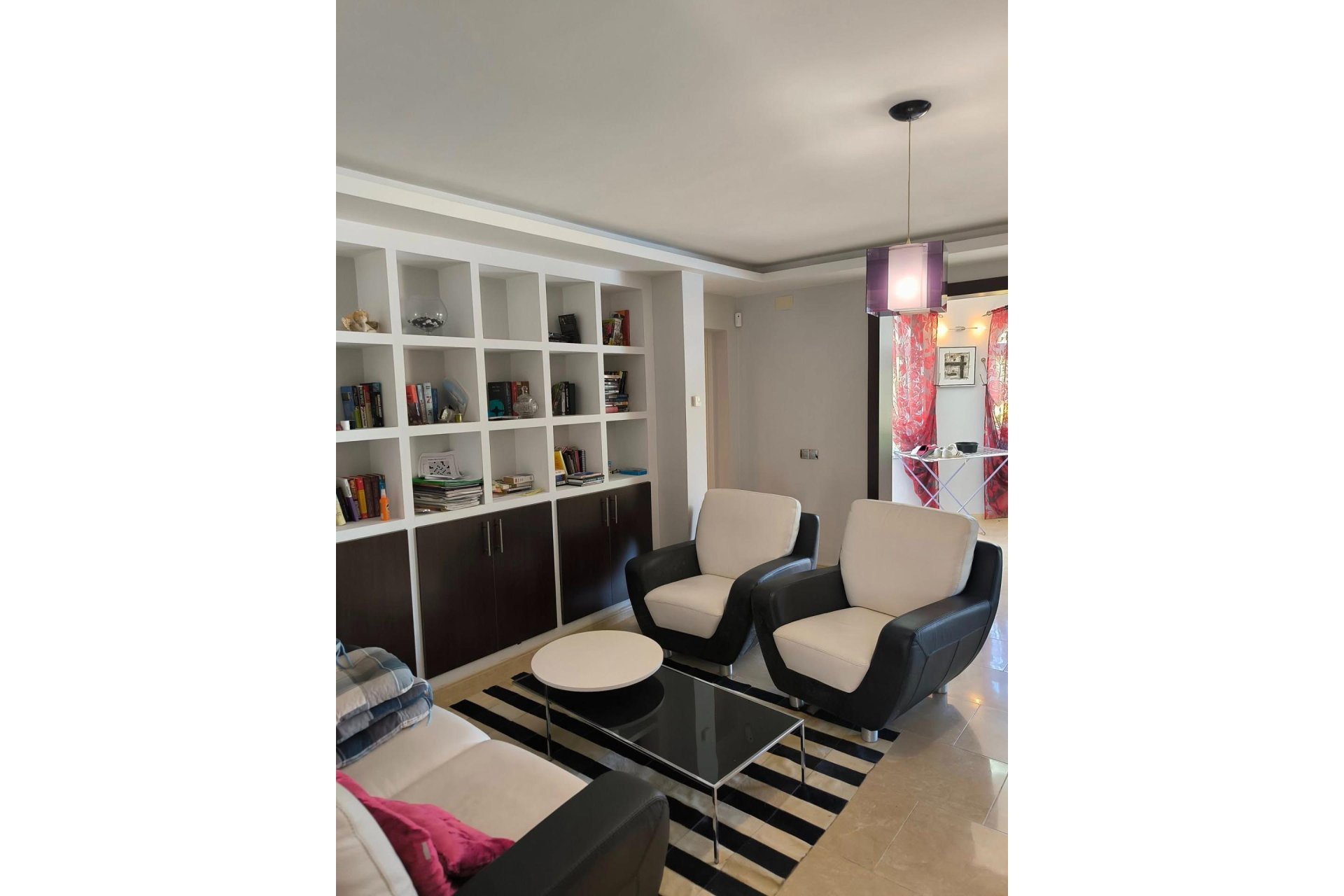 Segunda mano - Villa -
Torrevieja - La Siesta