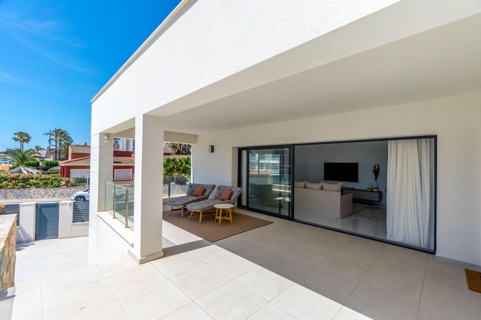 Segunda mano - Villa -
Torrevieja - La Veleta