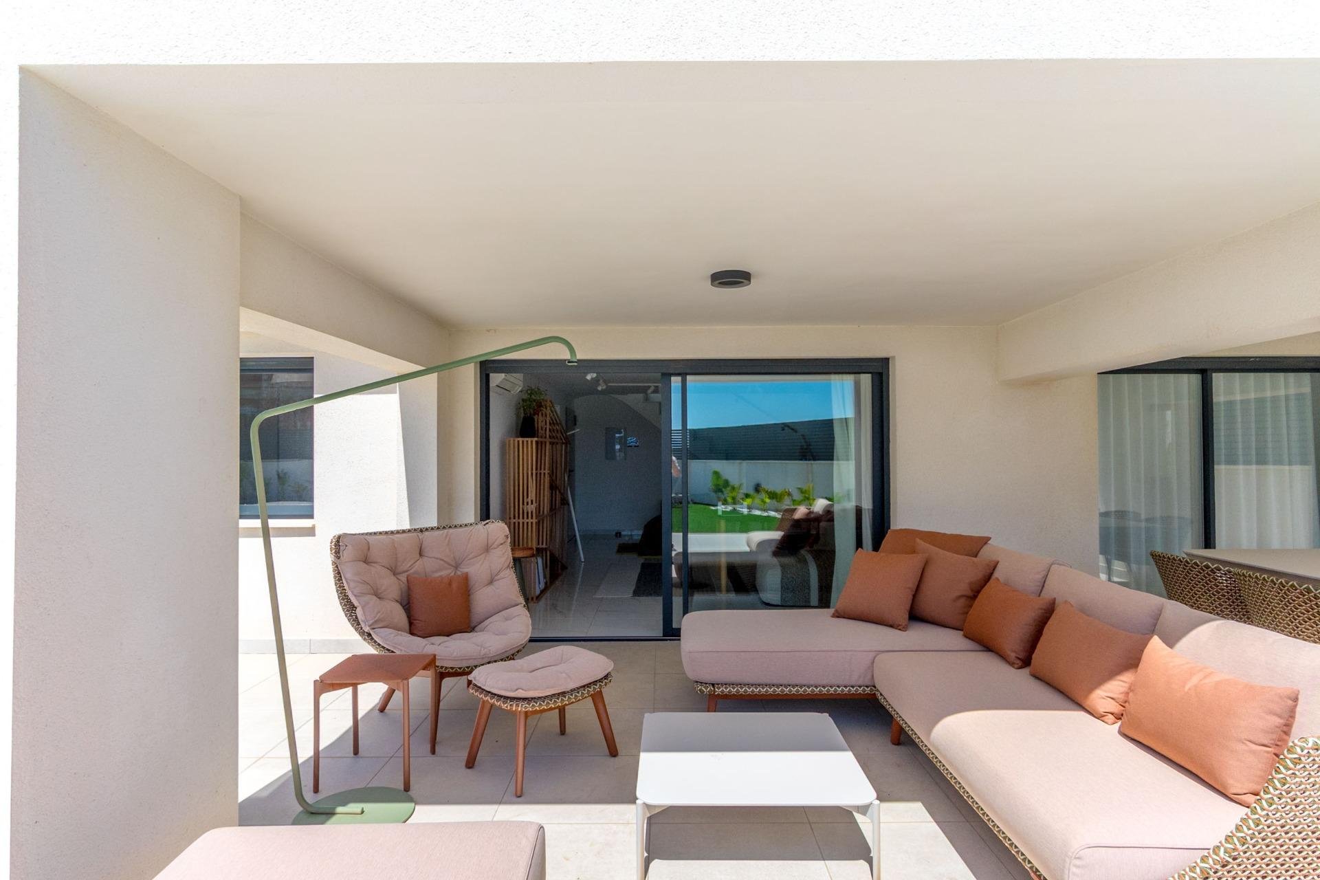 Segunda mano - Villa -
Torrevieja - La Veleta