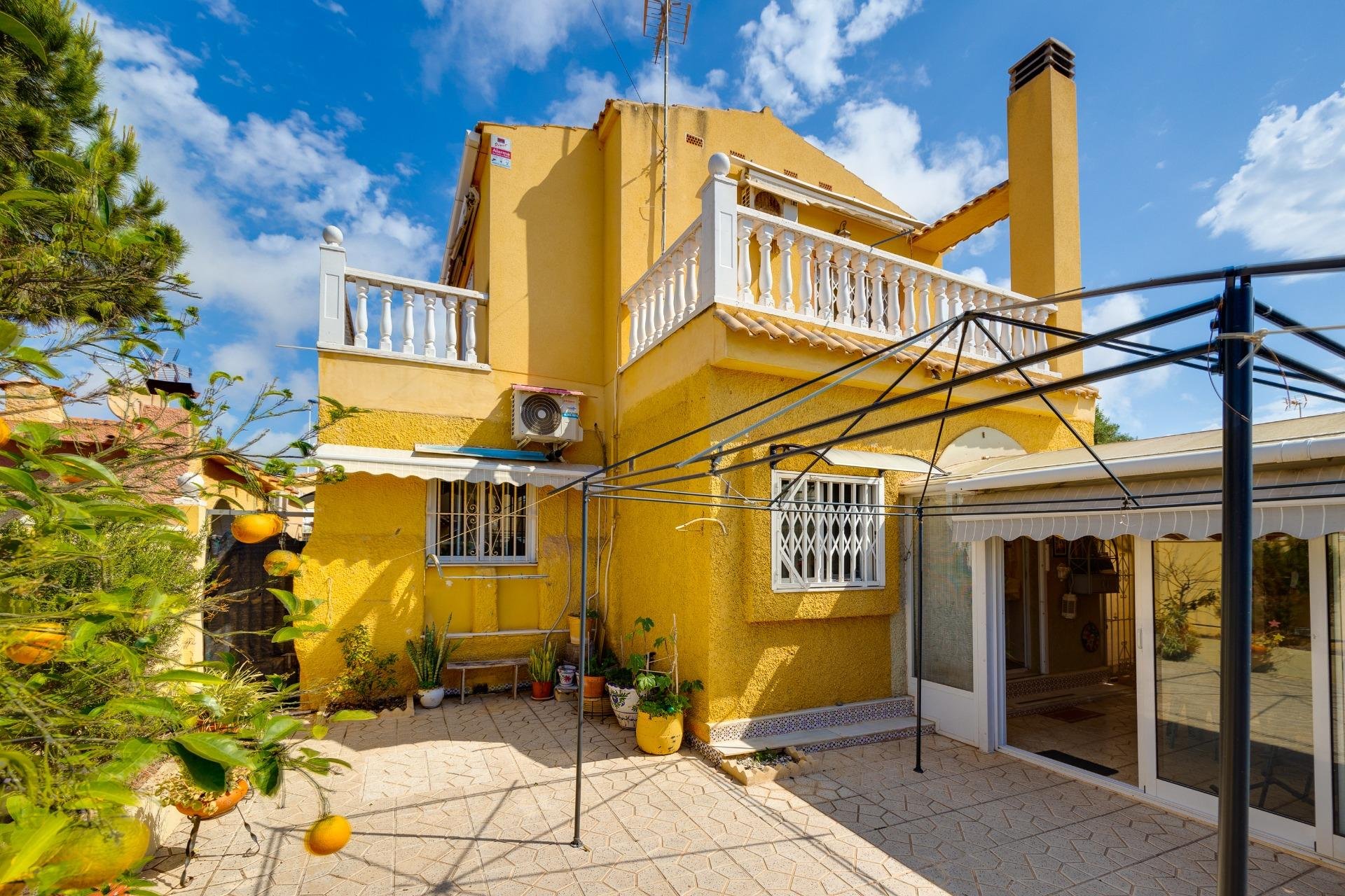 Segunda mano - Villa -
Torrevieja - Los Angeles