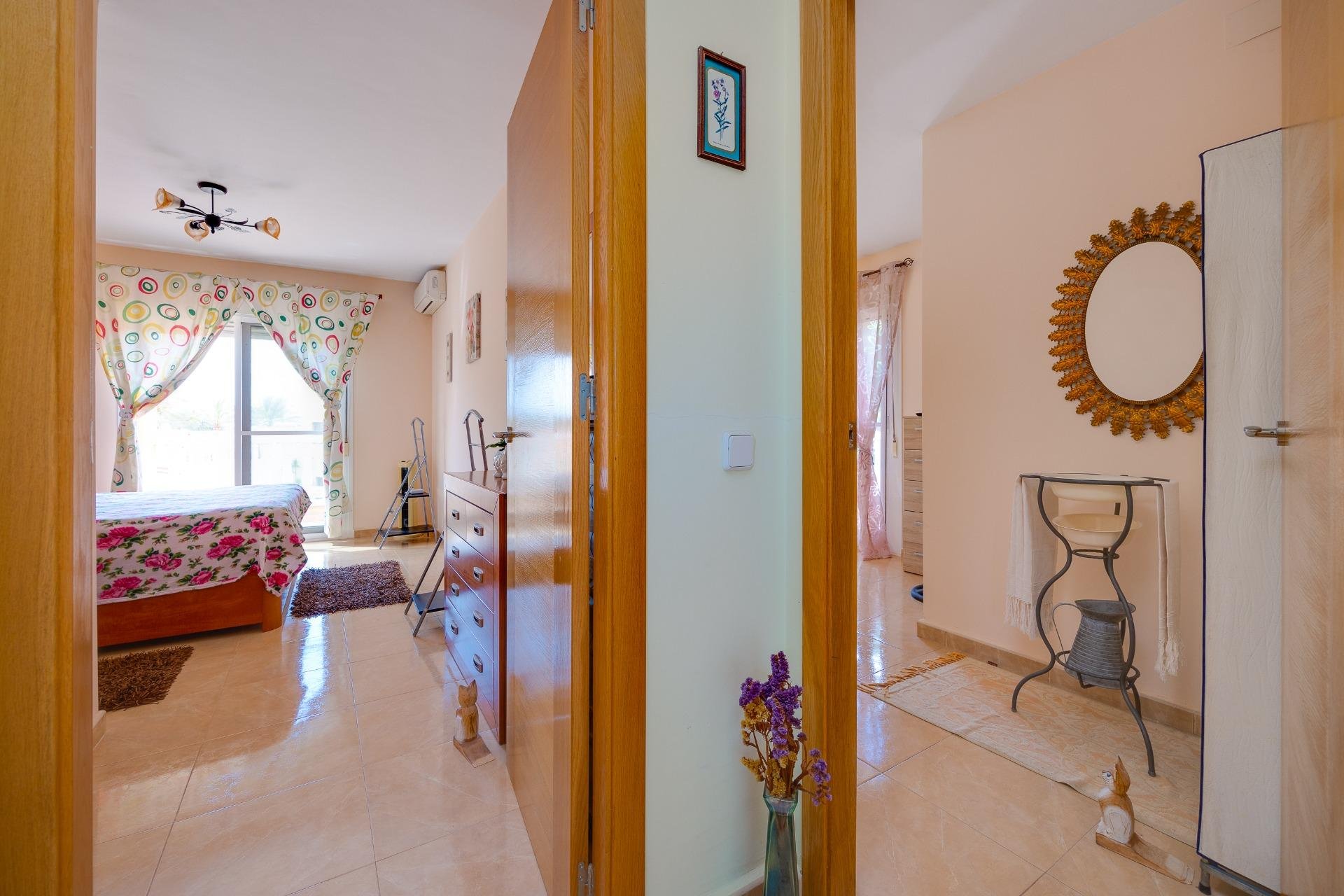 Segunda mano - Villa -
Torrevieja - Los Angeles