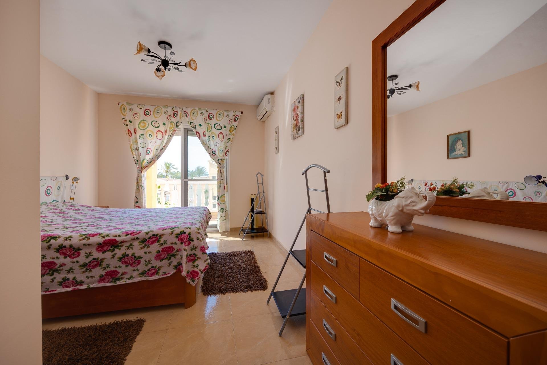 Segunda mano - Villa -
Torrevieja - Los Angeles