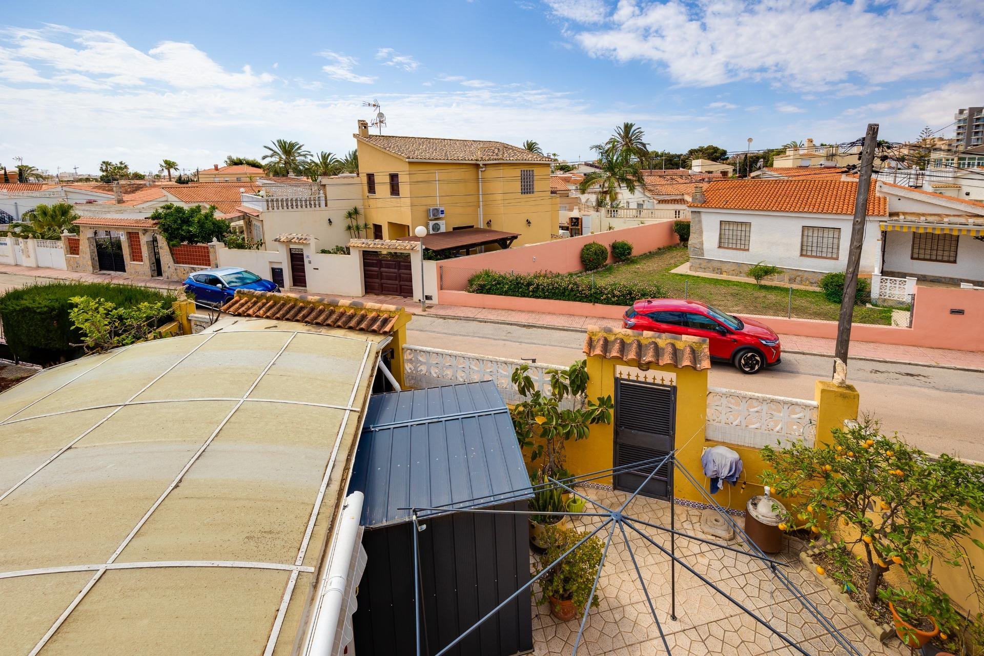 Segunda mano - Villa -
Torrevieja - Los Angeles