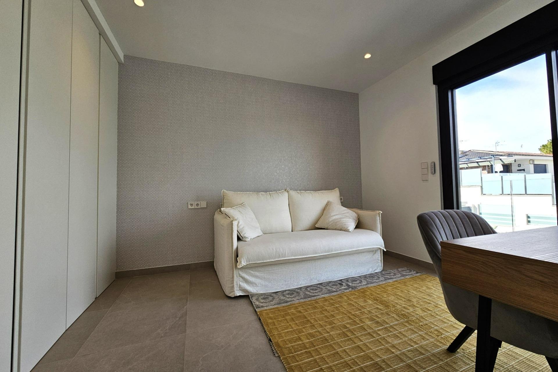 Segunda mano - Villa -
Torrevieja - Los Balcones