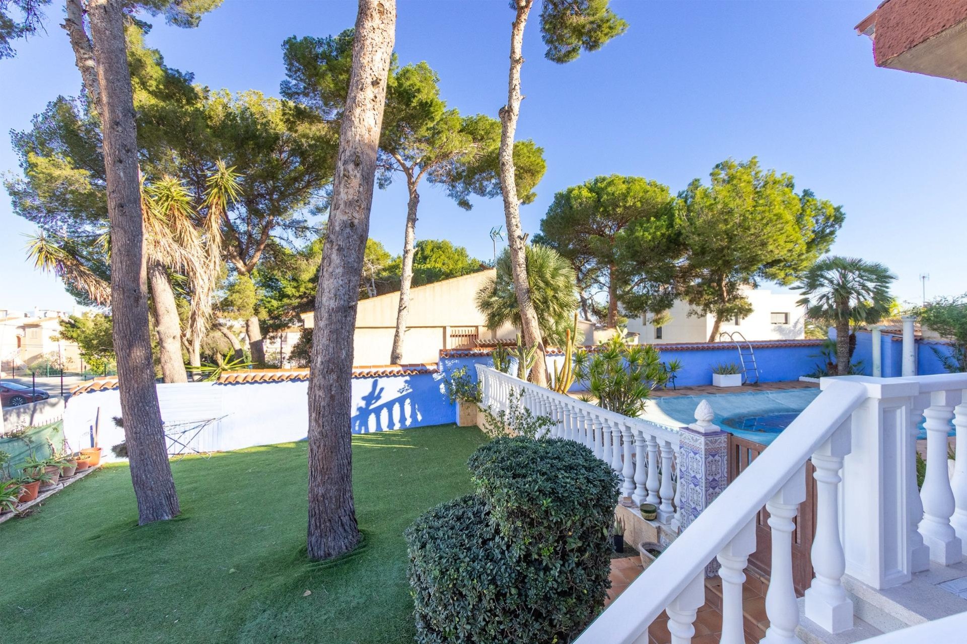 Segunda mano - Villa -
Torrevieja - Los Balcones