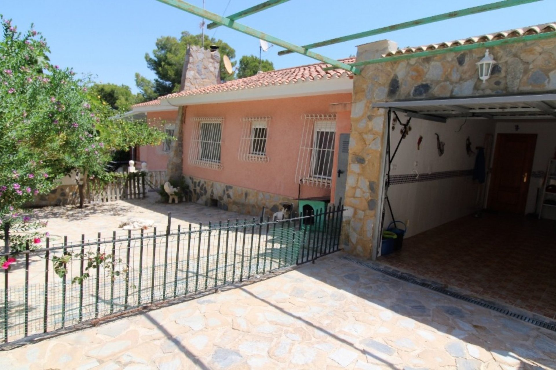 Segunda mano - Villa -
Torrevieja - Los Balcones