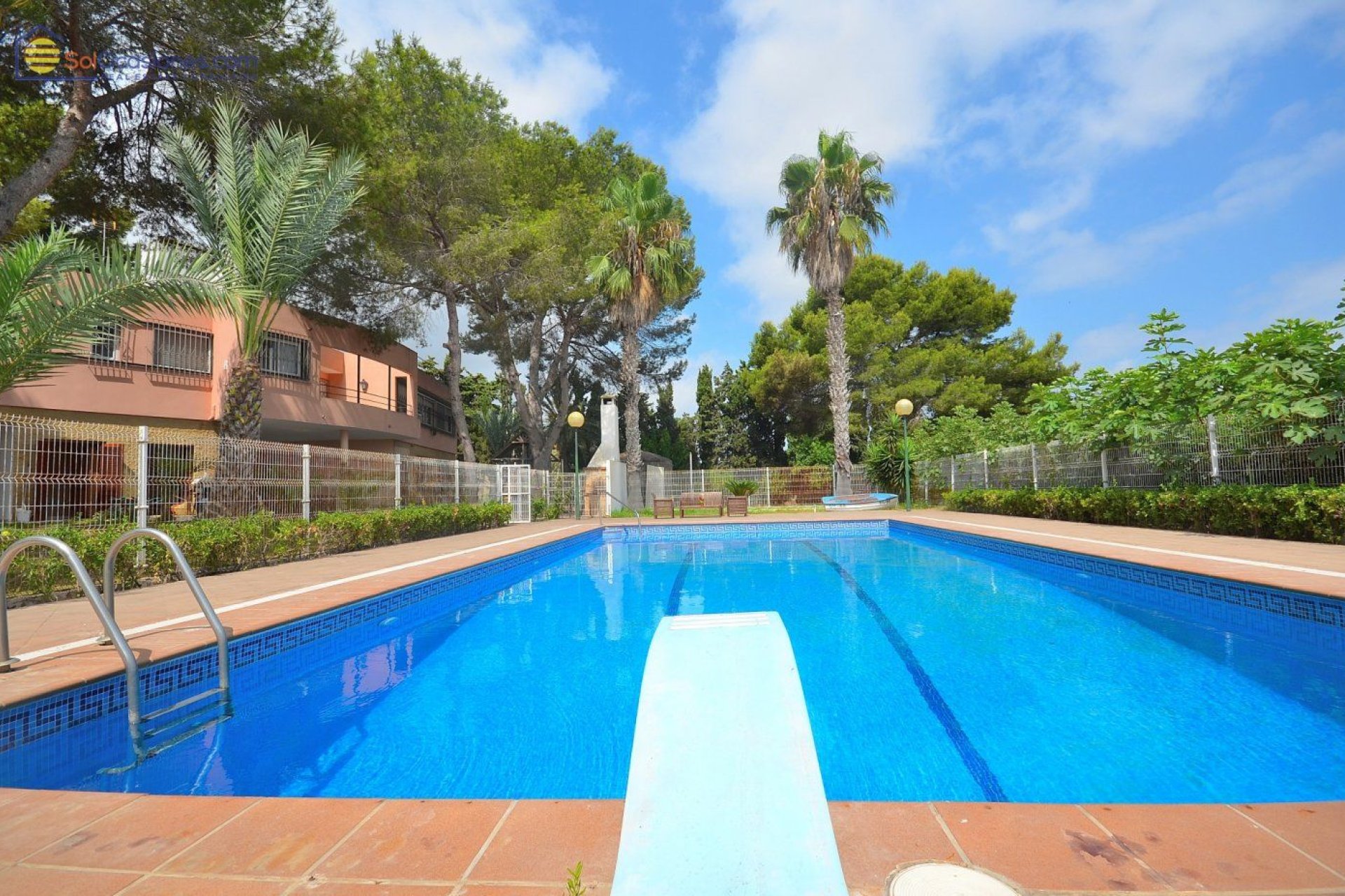 Segunda mano - Villa -
Torrevieja - Los Balcones