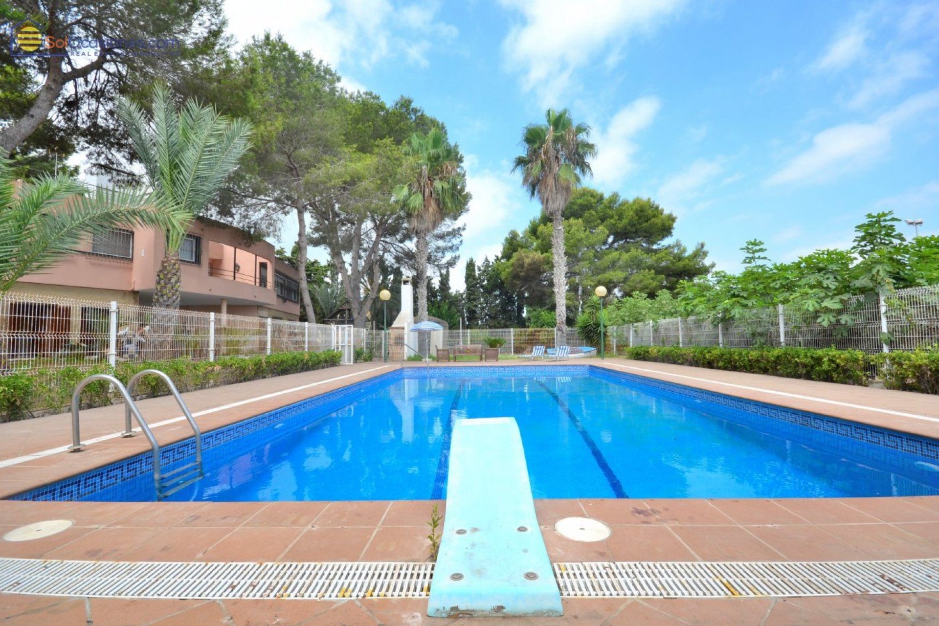 Segunda mano - Villa -
Torrevieja - Los Balcones