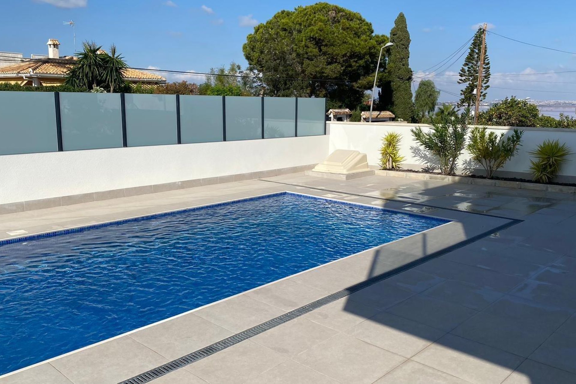 Segunda mano - Villa -
Torrevieja - Los Balcones