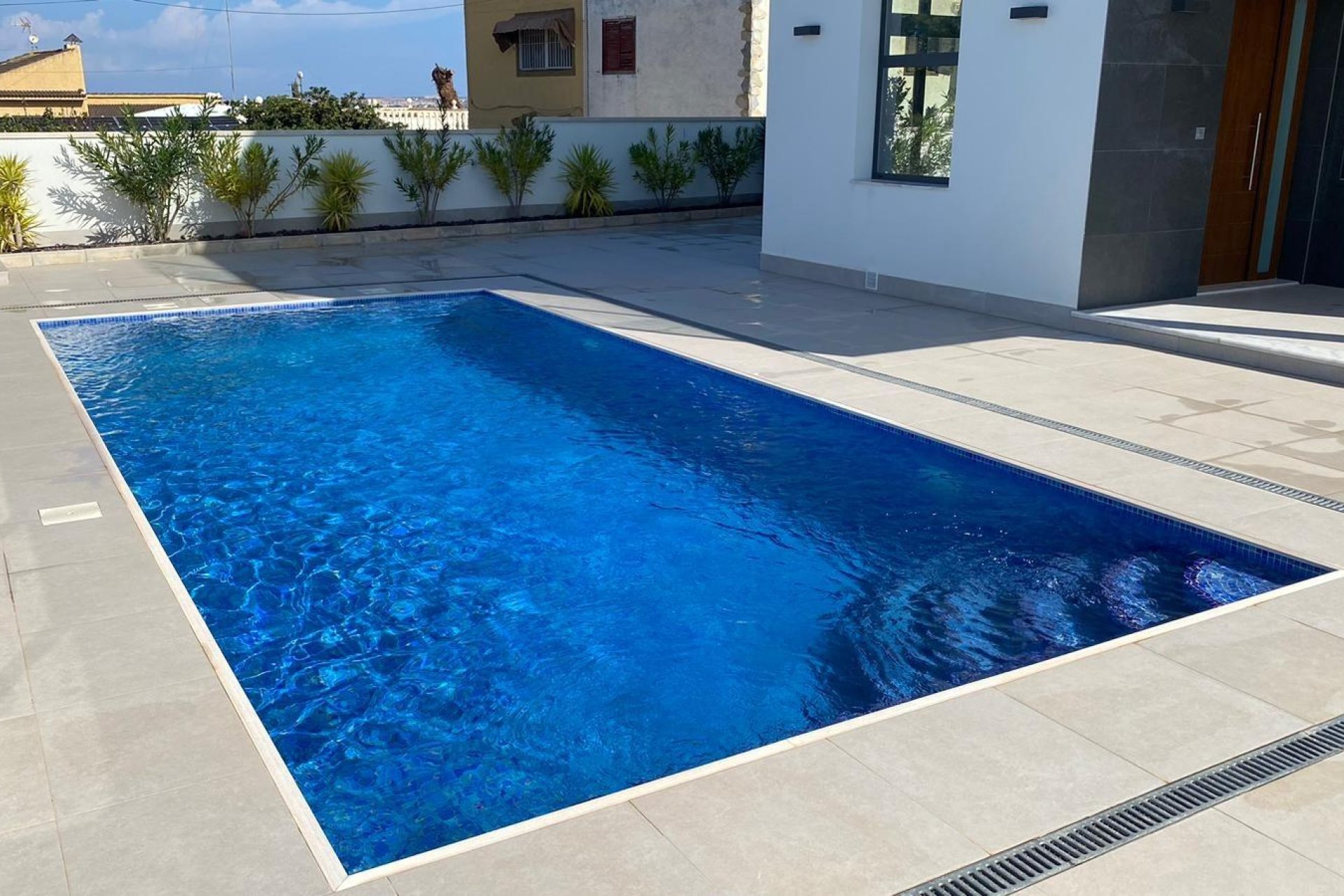 Segunda mano - Villa -
Torrevieja - Los Balcones