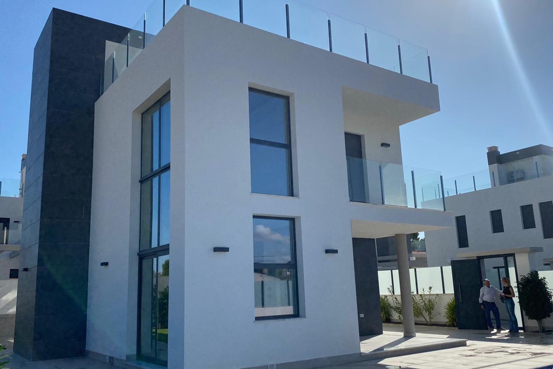 Segunda mano - Villa -
Torrevieja - Los Balcones