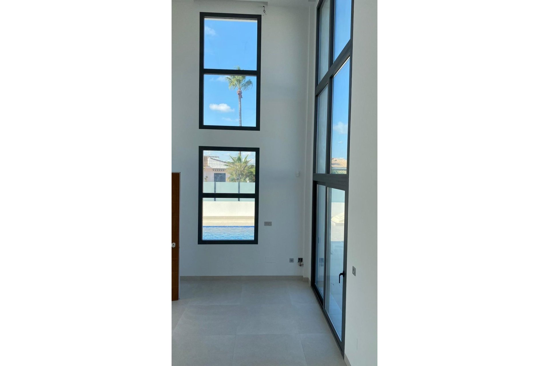 Segunda mano - Villa -
Torrevieja - Los Balcones