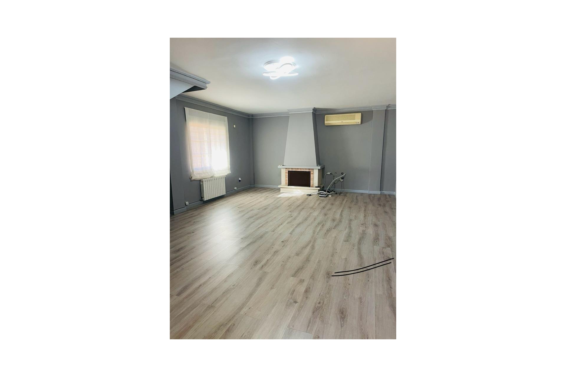 Segunda mano - Villa -
Torrevieja - Los Balcones