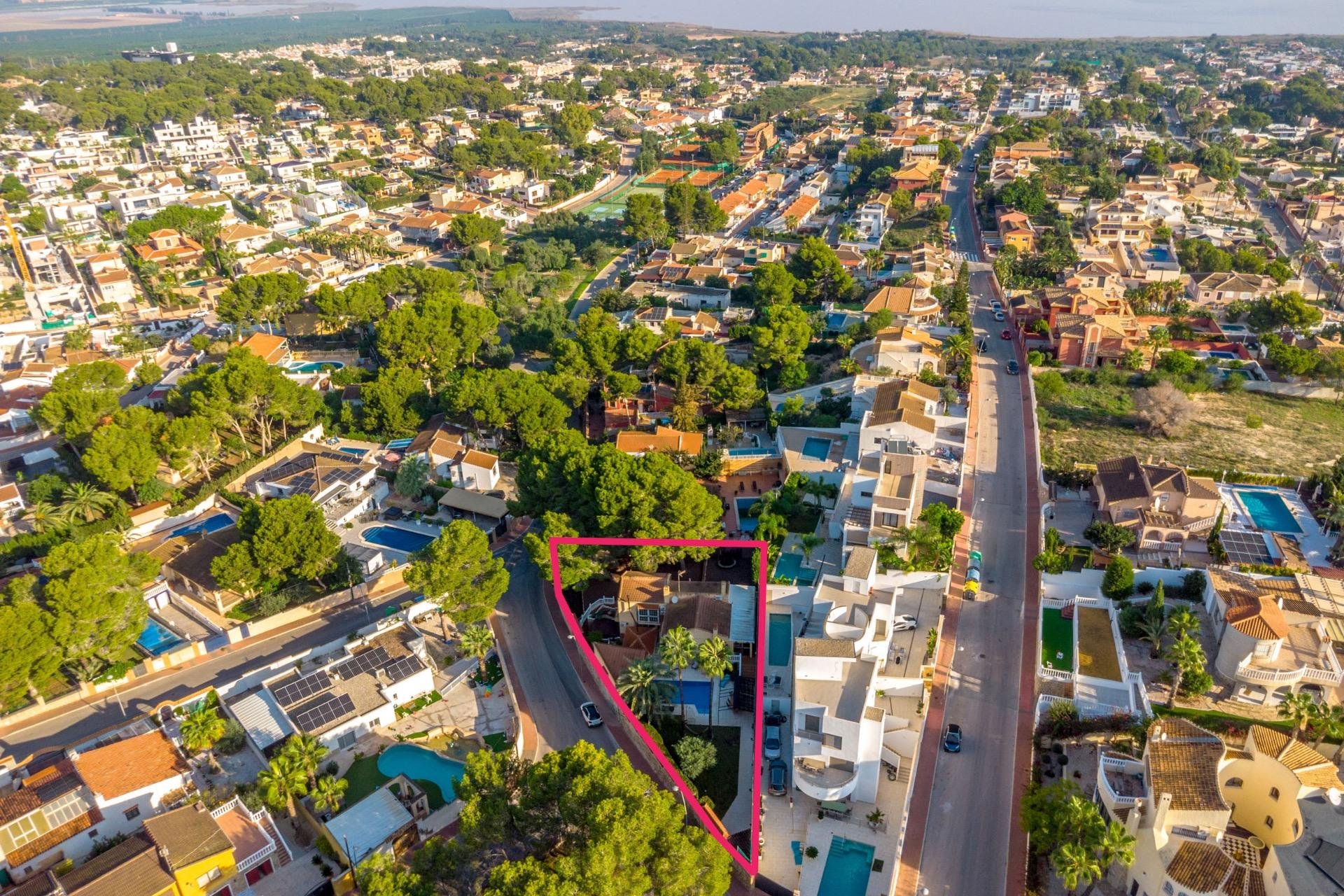 Segunda mano - Villa -
Torrevieja - Los Balcones
